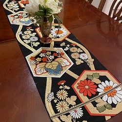 豪華刺繍の袋帯で作った正絹テーブルランナー　帯リメイク1667