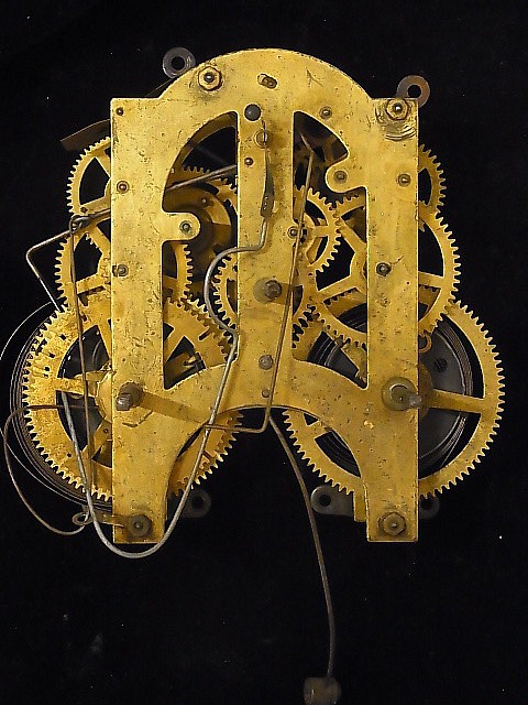 本物志向。戦前に製造された、柱時計の機械です。h -148 1枚目の画像