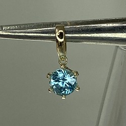 k18YG AU750 18金 天然ジルコン0.97ct ペンダント | labiela.com