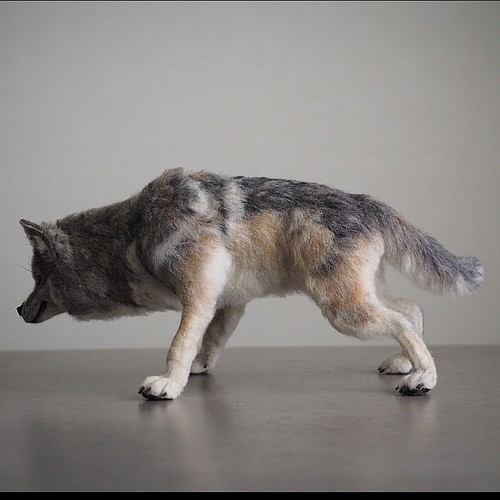 羊毛フェルト ハンドメイド 灰色オオカミ 狼 ウルフドッグ 羊毛 