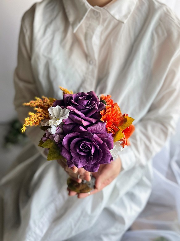 お花達のいたずら 紫の薔薇に魔法にかけられたゴブレットグラス フラワー リース K Artflower 通販 Creema クリーマ ハンドメイド 手作り クラフト作品の販売サイト