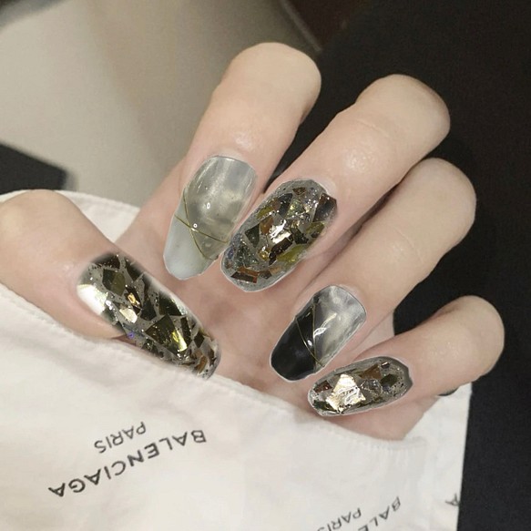 ネイルチップ シェル埋め込みネイル ハンドメイド オーダーネイル ネイルチップ ネイルシール Nail Shop Karen 通販 Creema クリーマ ハンドメイド 手作り クラフト作品の販売サイト