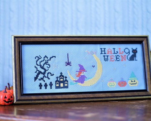 ハロウィン・刺繍飾りインテリアフレーム (額付き）halloweenの