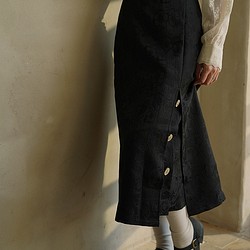 黒の型押しダークパターンジャカードマキシスカートエレガントでシンプルな二重層裏地高弾性弾性スカート 1枚目の画像