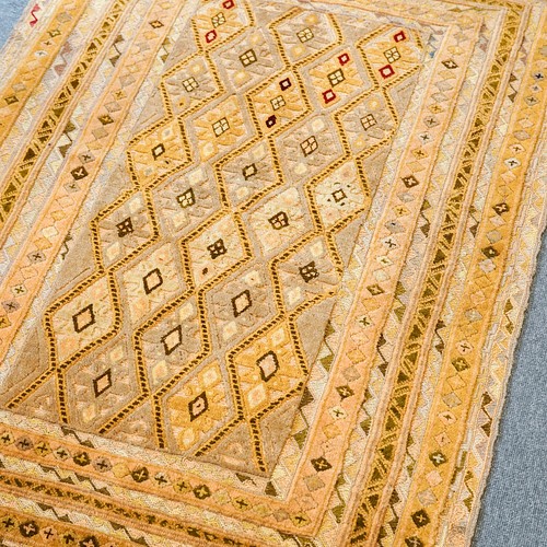 マシュワニキリム size:118×87㎝ 手織り絨毯 カーペット・絨毯・ラグ