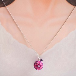 葡萄色の菊かがり手まりのネックレス 6枚目の画像