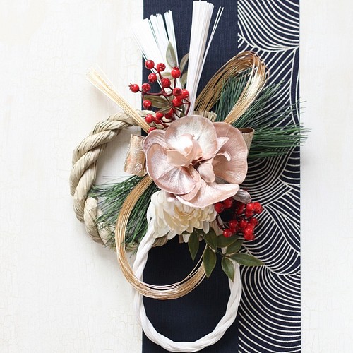 ⭐︎残り1点⭐︎胡蝶蘭のモダンで気品あるお正月飾り/しめ縄 タッセル 