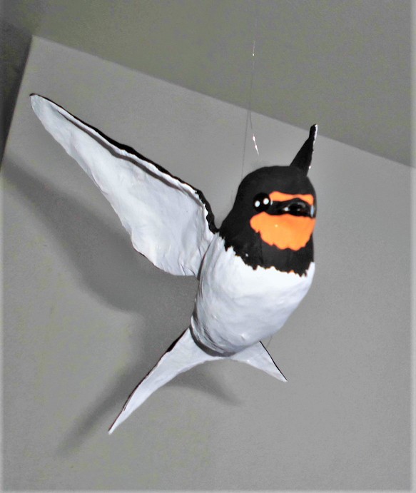 張り子の小鳥　飛翔ツバメ 1枚目の画像