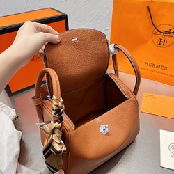 Hermès エルメスショルダーバッグ ショルダーバッグ np567567 通販｜Creema(クリーマ)