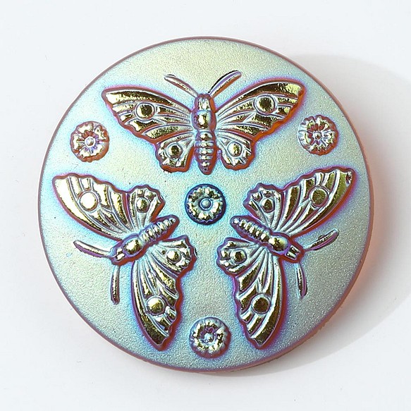 チェコ ガラスボタン 2.7cm 蝶々 シャンパンブルー 1枚目の画像