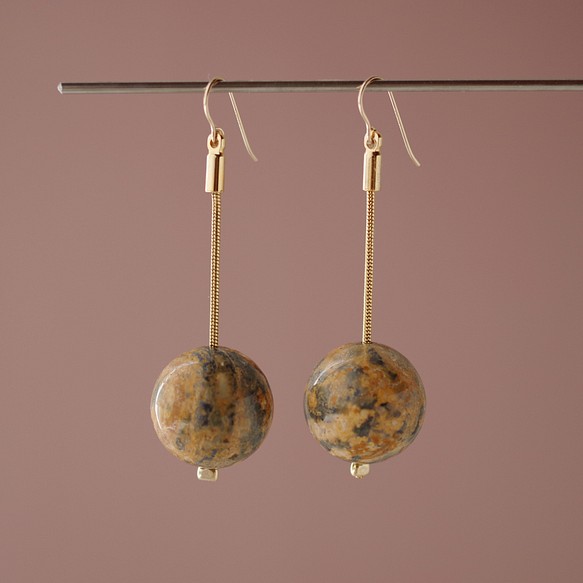 jasper - 簡單的耳環搭配搖曳的天然石碧玉 14kgf 耳環或耳釘 第1張的照片
