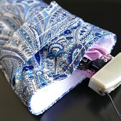 傘カバー リバティ アビーロード(ブルー) メンズ マジックテープ付 折りたたみ傘カバー 傘ケース マイクロファイバー 1枚目の画像