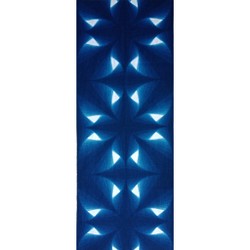 「I.R Tri-tangle」　藍染め　手ぬぐい 1枚目の画像