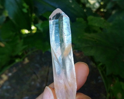 【送料無料】レア水晶 コロンビア産ブルーミスト63mm 天然石