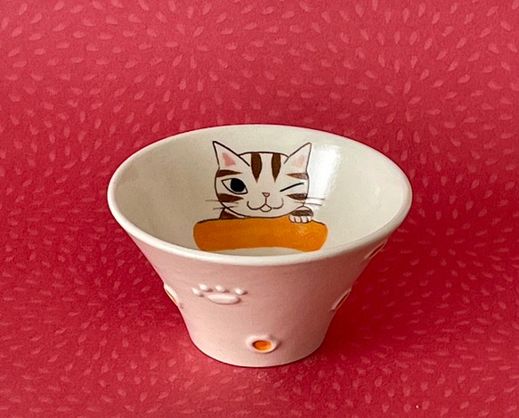 猫絵のぐい呑み ウィンクしてる茶トラ猫 盃型 グラス カップ 酒器 Ulalaneko 通販 Creema クリーマ ハンドメイド 手作り クラフト作品の販売サイト