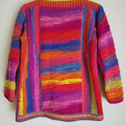【プライスダウン】段染め糸のポップなセーター 1枚目の画像