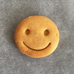 笑顔　クッキー　型 1枚目の画像
