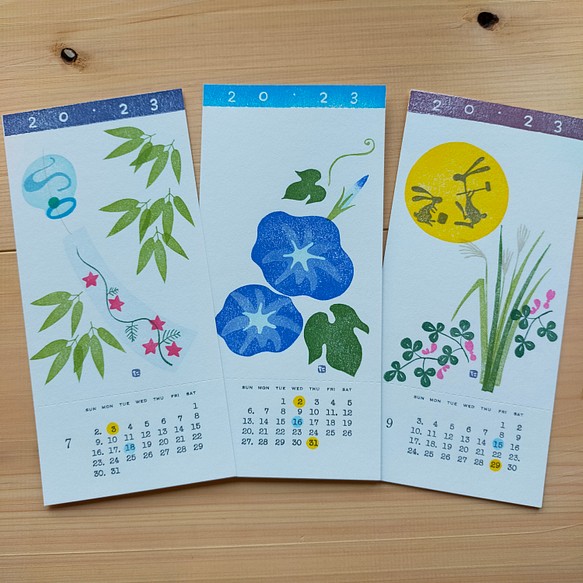 2023年カレンダー -irodori-　（手捺しでつくる植物デザインの壁掛けカレンダー）·A5変形サイズ 1枚目の画像