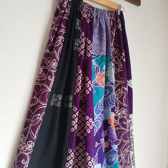 絹生地　ギャザースカート 　 フリーサイズ 　紫 普段着　着物リメイク
