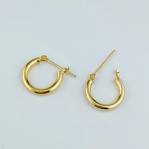 K18 18金 2×13mm フープピアス 【日本製・本物 刻印入り】⋈♡*。゜