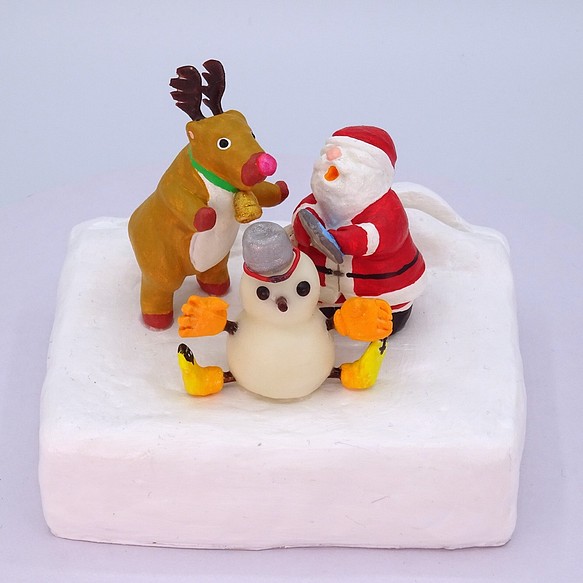 メリークリスマス　サンタとトナカイと雪だるまの粘土フォトスタンド ② 1枚目の画像