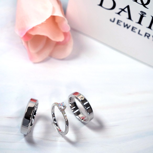 e指輪結婚指輪　婚約指輪　シンプル　ペアリング　18kプラチナ　人気モアサナイト