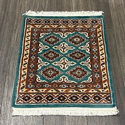 パキスタン手織り絨毯　ミニラグ　45cmx58cm