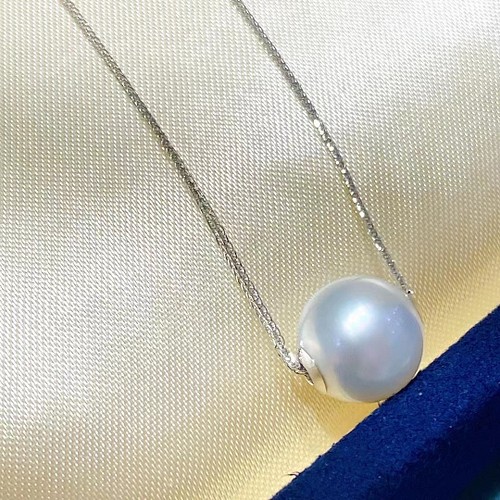 【お年玉セール特価】 【高級】天然南洋白蝶真珠　ネックレスk18 ネックレス