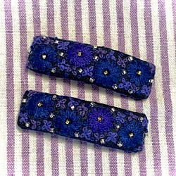 刺繍ぱっちんどめ　2個セット　紫の花 1枚目の画像