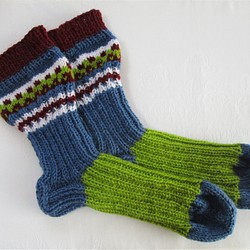 手編みのあったか靴下（A） 1枚目の画像