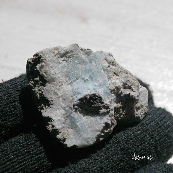 天然石ラリマー約17g約41mm(ドミニカ共和国産)母岩付き原石ラフロック鉱物鉱石[lar-221027-02] 1枚目の画像