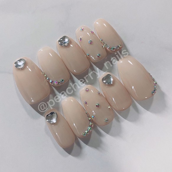 ネイルチップ シンプル 韓国 ガーリー ワンホン ハート ネイルチップ ネイルシール Peacherry Nails 通販 Creema クリーマ ハンドメイド 手作り クラフト作品の販売サイト