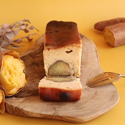 【終売】【11月限定】安納芋のチーズケーキ 1枚目の画像