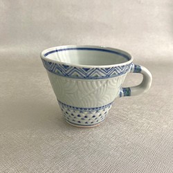 青海波溝模様のコーヒーカップ『ラッピング無料』 1枚目の画像