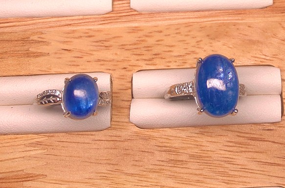 宝石レベルカイヤナイト  藍い夜空の輝きの色  天然石　10*8*6㎜～レディース　リング　SV925シルバー 1枚目の画像