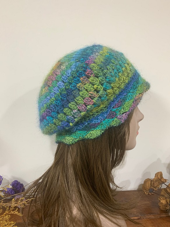 手工鉤針編織貝蕾帽。人氣款。藍綠段染色。輕盈的優質日本線 第1張的照片