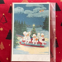 新柄入荷！ドイツより♪クリスマスカード！『アンティーク調 　ポストカード』～ソリに乗る天使たち　１枚～ 1枚目の画像