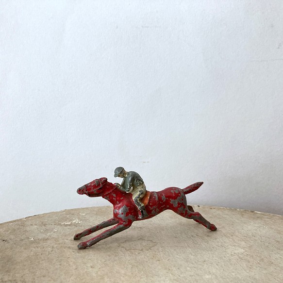 アンティーク鉄馬のおもちゃ 鉄のフィギュア 馬のオブジェ figure 