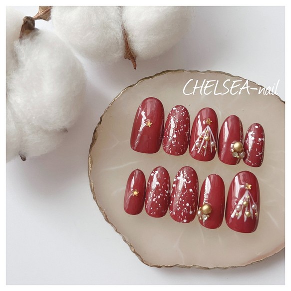 シンプルワンカラークリスマスネイル ブラウンレッド ネイルチップ ネイルシール Chelsea Nail 通販 Creema クリーマ ハンドメイド 手作り クラフト作品の販売サイト