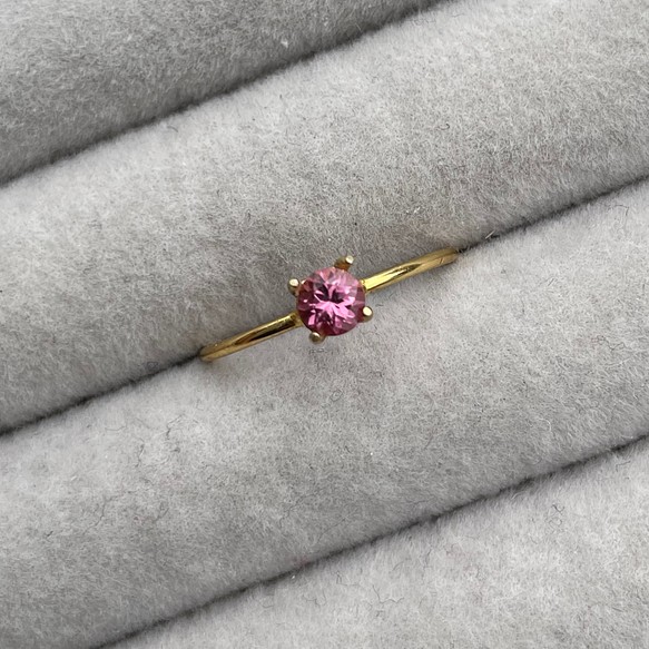 残り1点。　Rose pink ring … Malaya Garnet