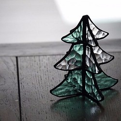 【ｋ様オーダー品】ステンドグラス　クリスマスツリー　ｈ（ミックスカラー） 1枚目の画像