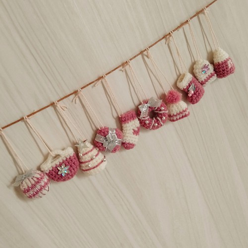 7 クリスマス　ガーランド　オーナメント　壁　飾り　ツリー　プレゼント　リース　手編み　小物