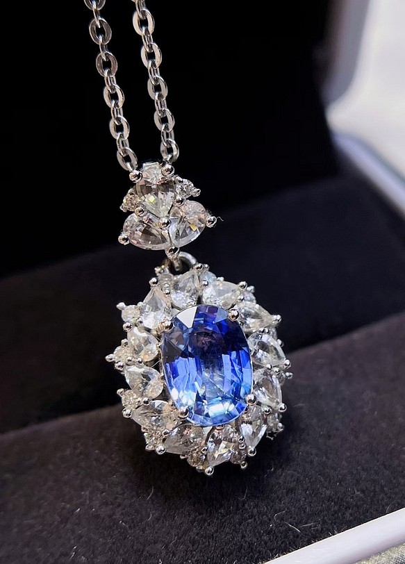 天然 ロイヤル ブルーサファイア ダイヤ ピアス1.26ct k18 fの+