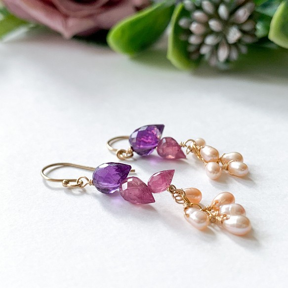 14kgf*紅寶石和紫水晶花蕾不對稱耳環*配淡水珍珠/耳釘 第1張的照片