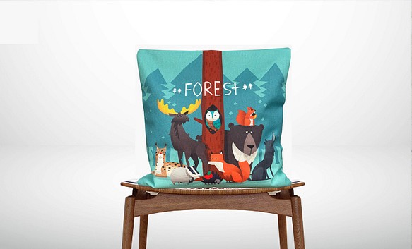 森のクッション Animals in the night forest -ヒノキの香り- 1枚目の画像