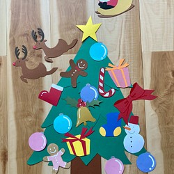 クリスマスツリー・オーナメント 壁面飾り・色画用紙・切り絵