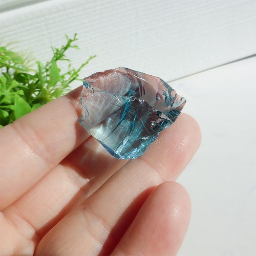 アンダラクリスタル『エレクトリック・ブルー』No.4 天然石 Crystal