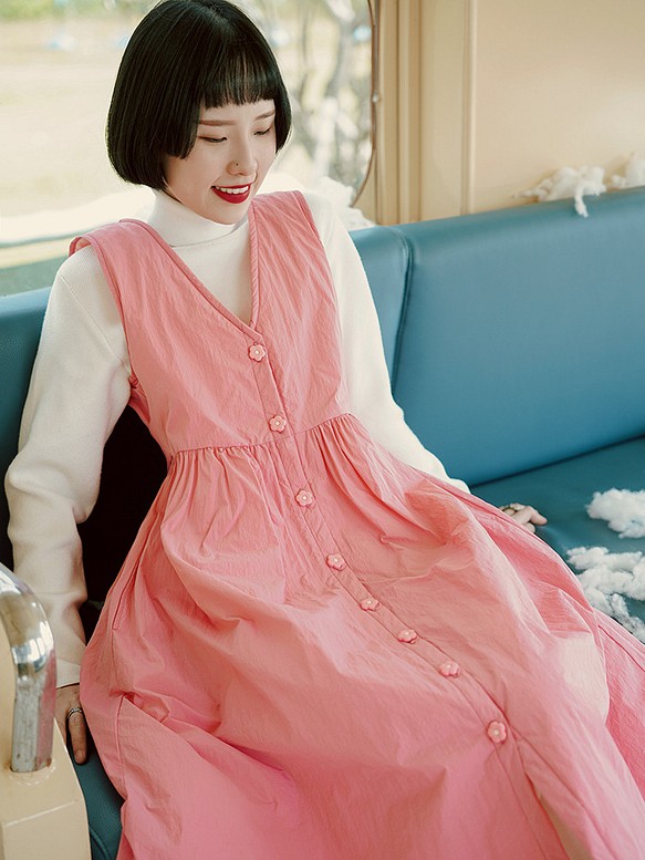 馬卡龍粉色 奶呼呼 A字版型無袖造型高腰寬鬆洋裝 秋冬曡穿連身裙 第1張的照片