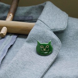 七宝焼　ピンバッチ　いじわる猫（緑） 1枚目の画像