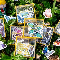 特価　8種　蝶　シール　ステッカー　カラフル　コラージュ　デコレーション　レトロ 1枚目の画像